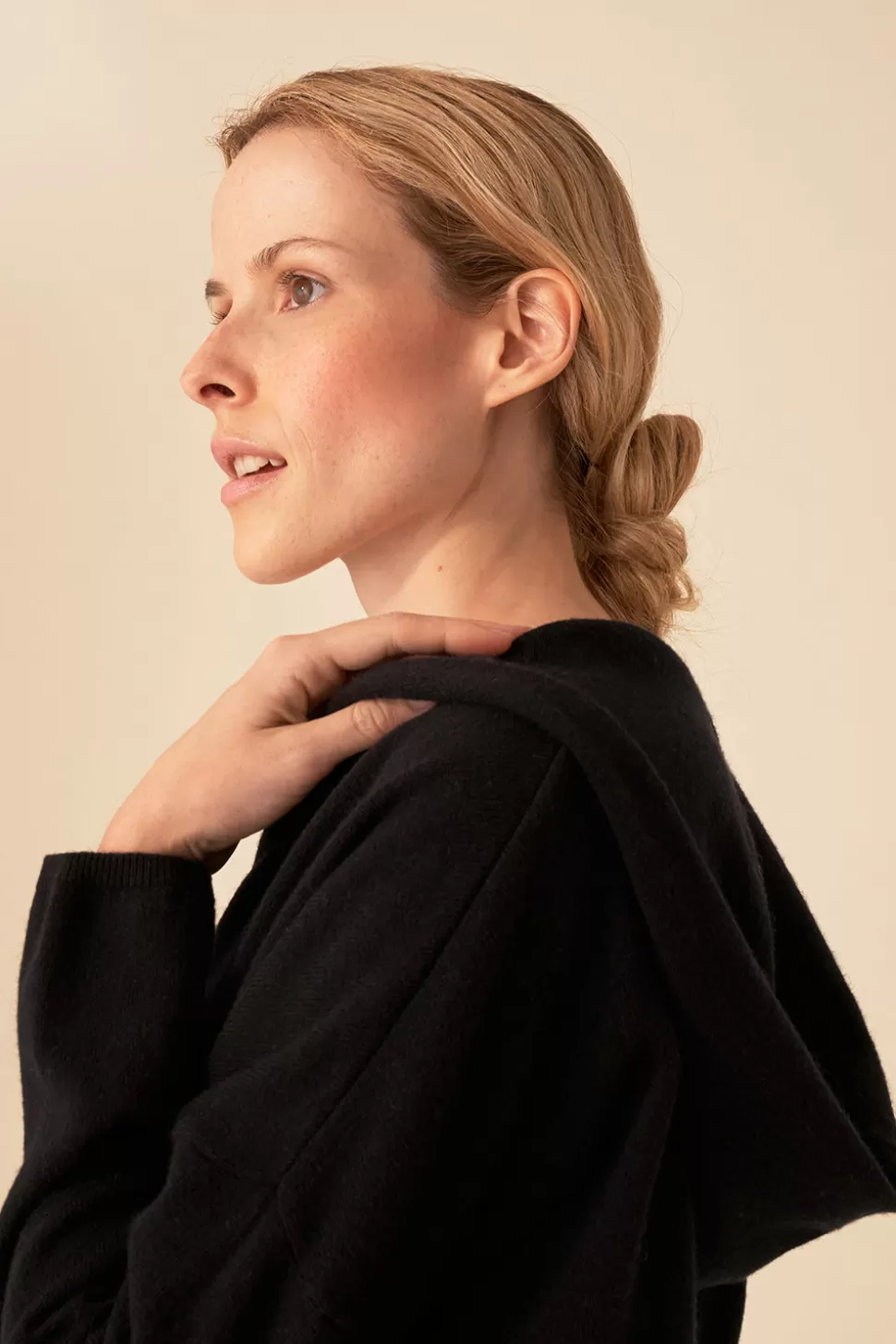 Des Petits Hauts - Sweat Arizona en Coton Souple avec Broderies Pavot Élégantes - Tendance Printemps-Été