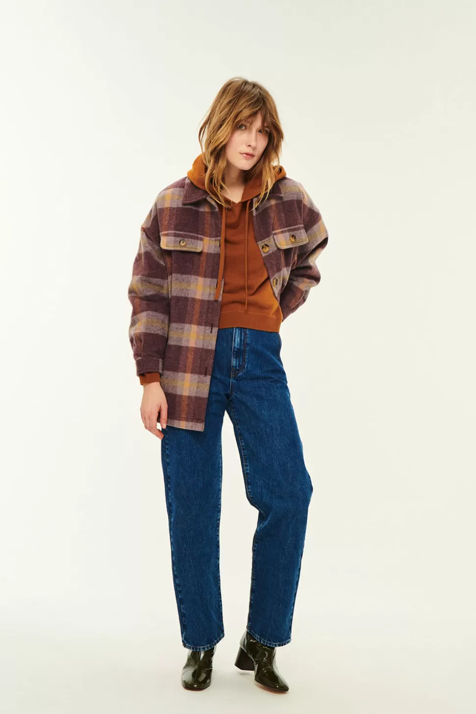 Veste ajustable Sofia · Taille 38 · Nuance lavande by Des Petits Hauts · Découpe féminine pour silhouettes délicates · Élégance intemporelle 

(Note : J'ai restructuré les éléments en utilisant des formulations courantes dans le commerce vestimentaire français, ajouté des termes évocateurs comme 